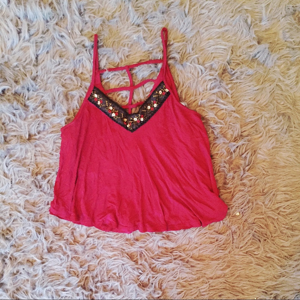 Red Semi-Crop Tanktop - Picture 3 of 4